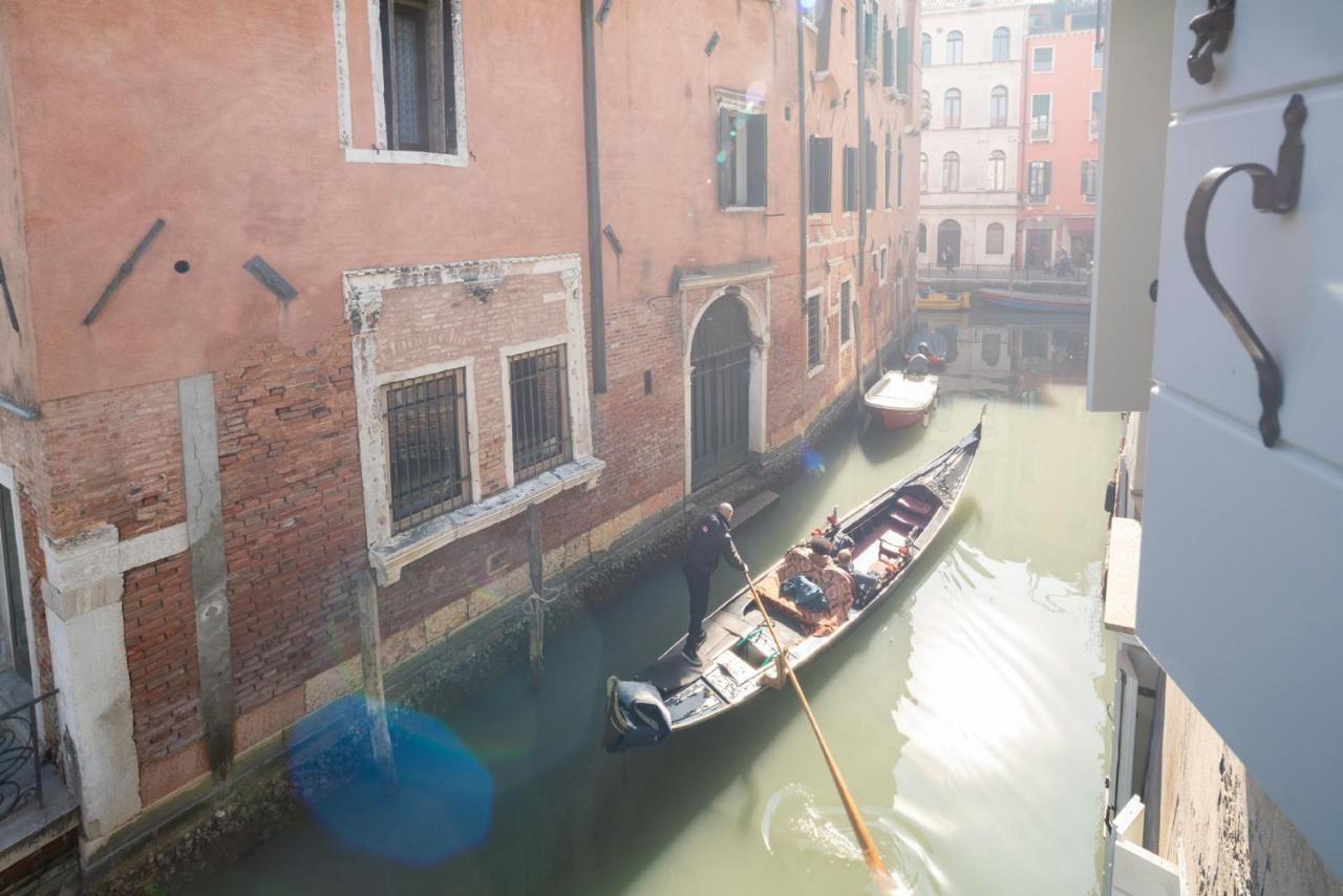 Apartments In San Marco With Canal View By Wonderful Italy Venezia Esterno foto